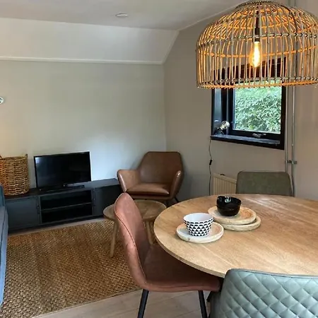 בית נופש Luxe Bungalow 4 Pers Lieren